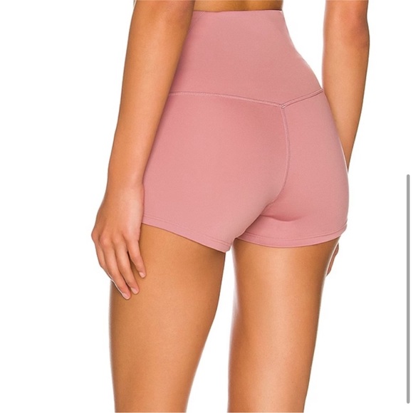 Wellbeing Movewell Camino Shorts - Picture 2 of 8